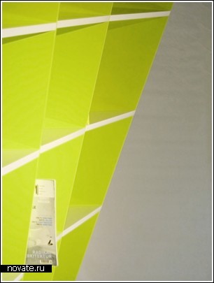 Шкаф под наклоном