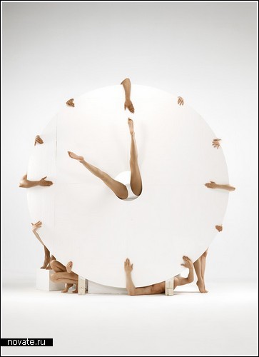 «Человеческие часы» от Romain Laurent