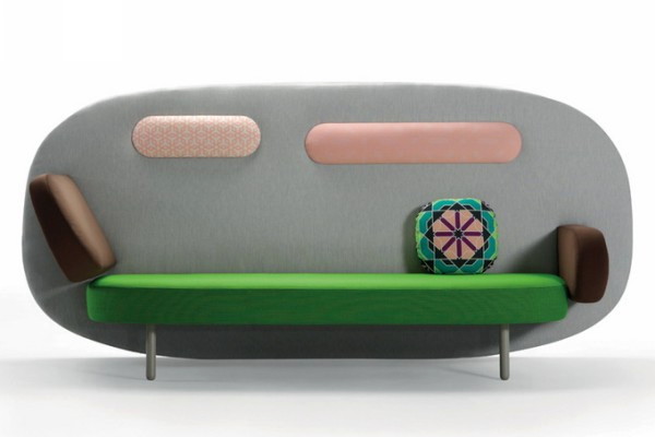 Дизайн дивана стилизован под лотки с яйцами, думаю, будет жутко некомфортно