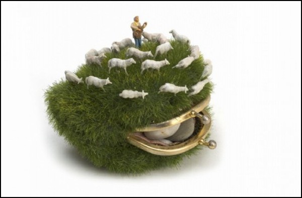 Искусство миниатюр: клатч-лужайка от Kendal Murray