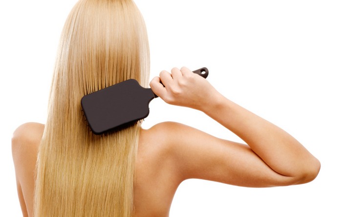 Как подобрать идеальную расчёску для каждого типа волос