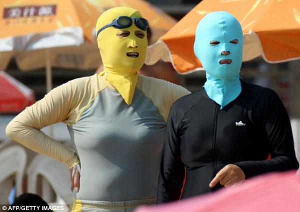 «Купальник для лица» – китайское ноу-хау в пляжной моде Face-kini-1