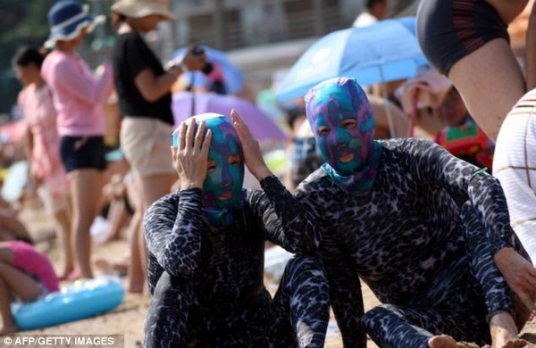 «Купальник для лица» – китайское ноу-хау в пляжной моде Face-kini-6