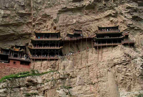 Монастырь Xuan Kong (Китай)