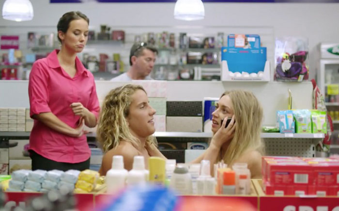 Реклама презервативов австралийского производителя