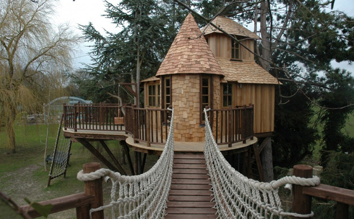 Шалаш-замок Шалаш-замок