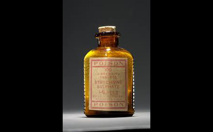 Стрихнин Стрихнин