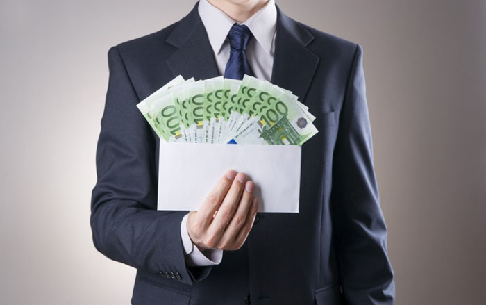 Деньги не пахнут Деньги не пахнут