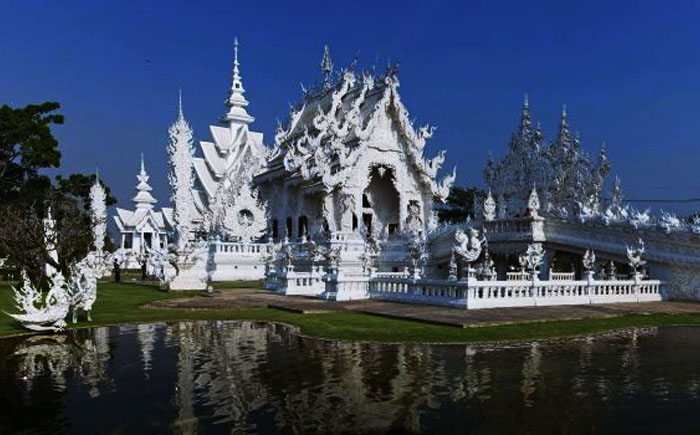 Храм Ват Ронг Кхун, Чианг Рай, Таиланд