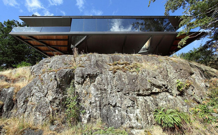 Дом над пропастью: красиво и удобно Дом над пропастью: красиво и удобно