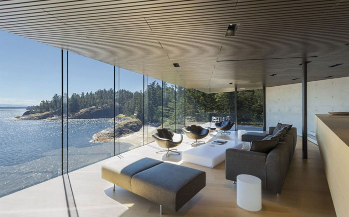 Панорамный вид на океан и лес Панорамный вид на океан и лес