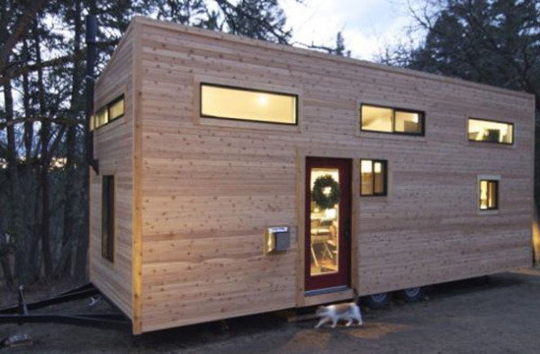 Маленький дом на колёсах: продуманный дизайн для комфортной жизни