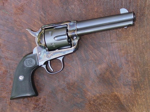 Револьвер Colt Single Action Army. Источник фото: gunblast.com