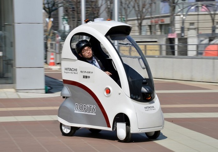 Автомобиль Hitachi Ropits под управлением смартфона