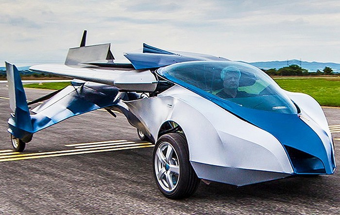 Летающий автомобиль AeroMobil