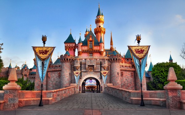 Замок Спящей красавицы в Disneyland