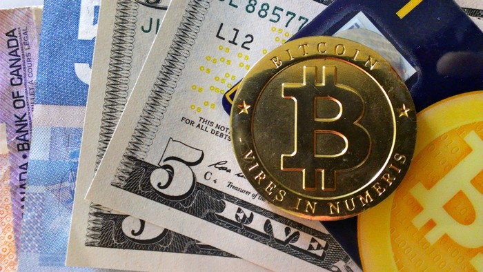 Bitcoin - самая популярная в мире криптовалюта