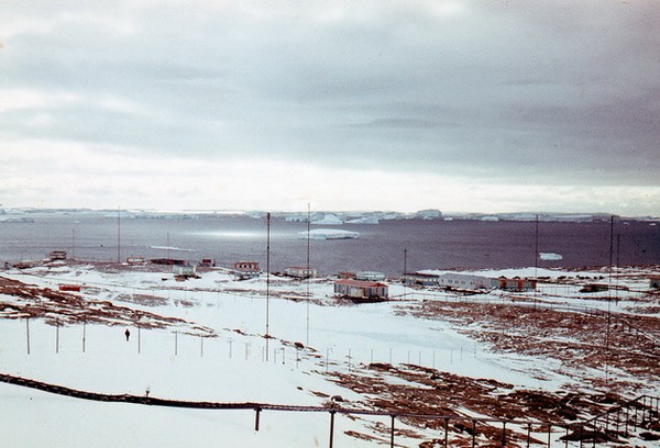 Молодежная – бывшая «столица» Антарктиды. Источник фото: wikimapia.org