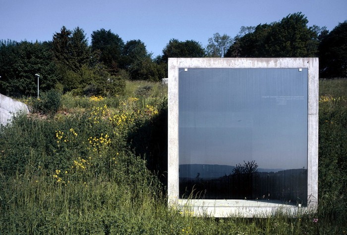 Garagenatelier – подземный паркинг, который растет из холма Garagenatelier – подземный паркинг, который растет из холма