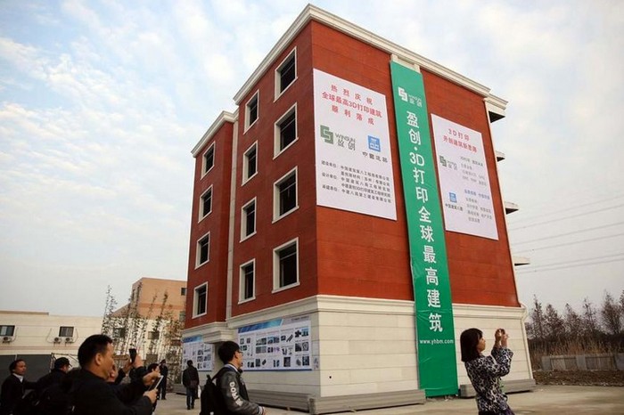 Китайская компания WinSun научилась печатать на принтере многоэтажные дома