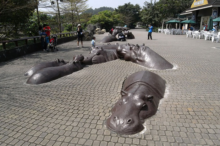 Скульптуры бегемотов, Тайбэй, Тайвань.