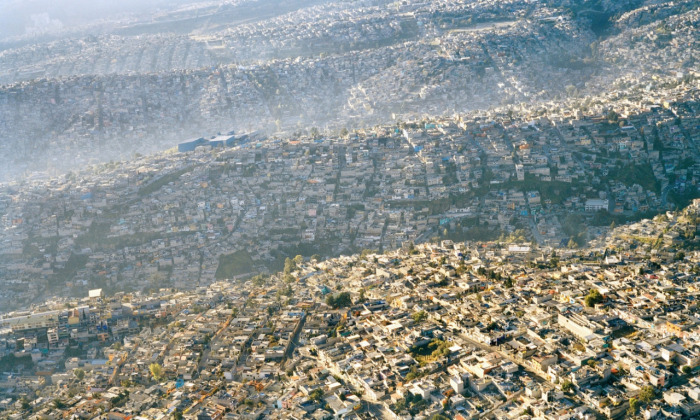 Мехіко, один з найбільш густонаселених міст світу.