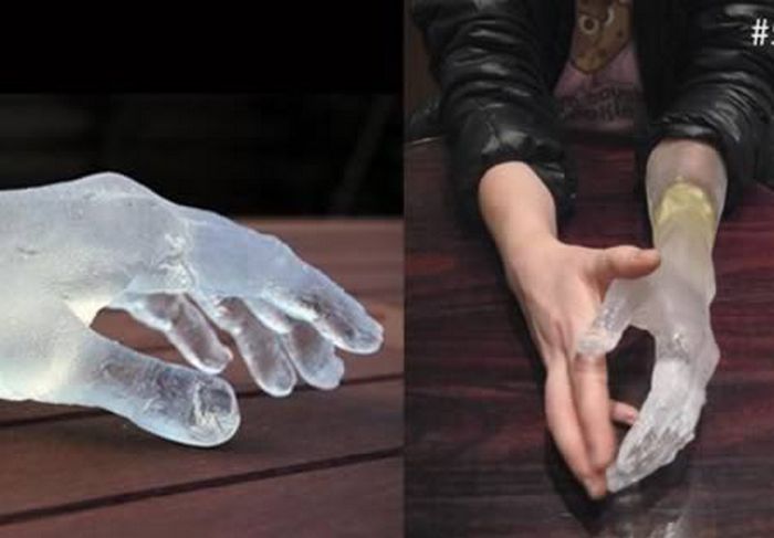 Стеклянная рука. Стеклянная рука.