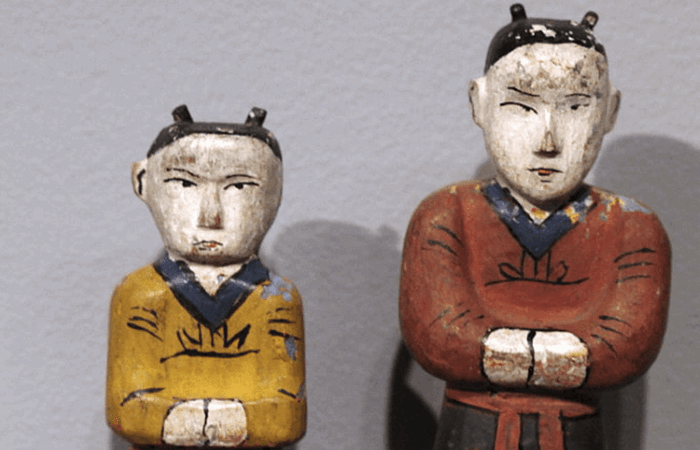 Корейские погребальные куклы.