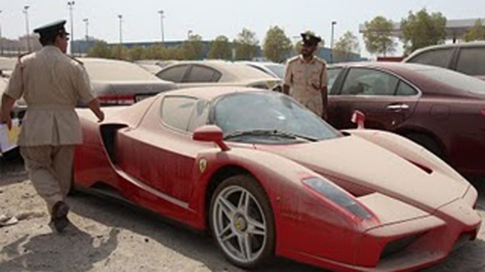 Ferrari Enzo ищет нового хозяина.