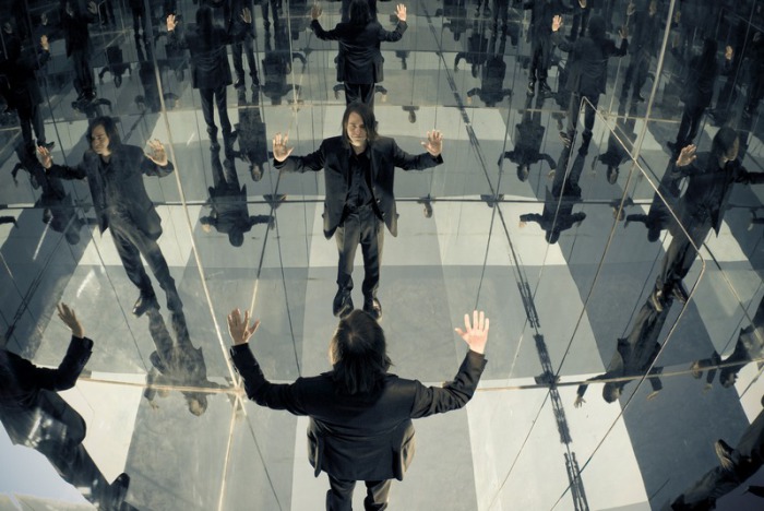 Свет мой, зеркальце, скажи... Свет мой, зеркальце, скажи...