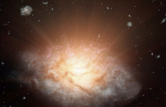  Невероятно яркая галактика.