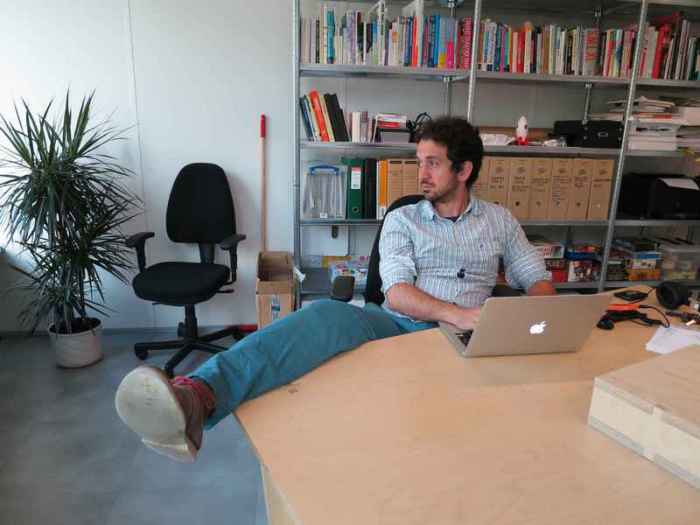 Сесть как руководитель. Сесть как руководитель.