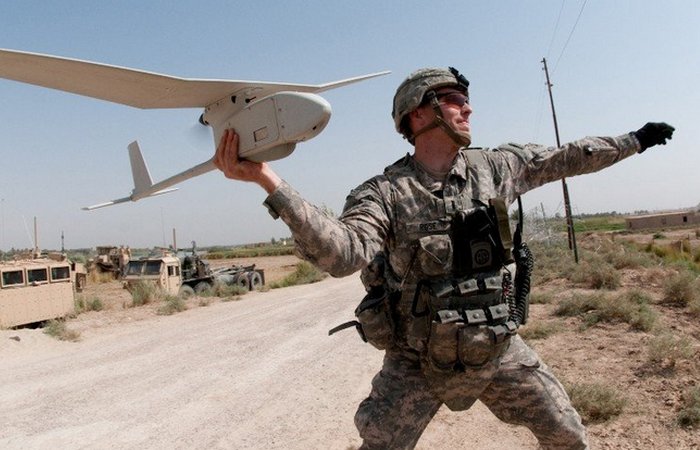 Военные беспилотные летательные аппараты.