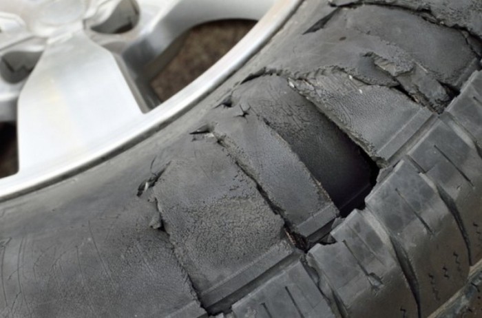 Самовосстанавливающаяся резина. Самовосстанавливающаяся резина.