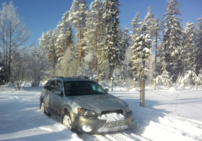 Subaru Outback - автомобиль для дальних зимних поездок.