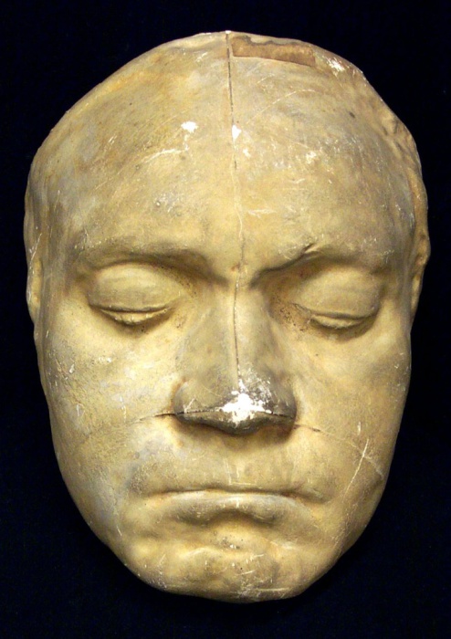 Посмертная маска Бетховена. Посмертная маска Бетховена.