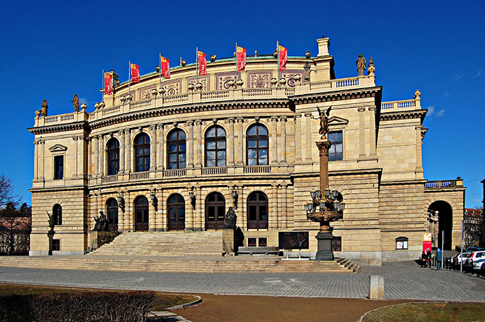 Концертный и выставочный зал 'Рудольфинум' в Праге, Чехия