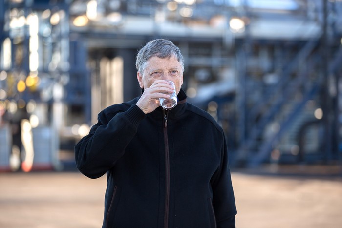 Новий проект Білла Гейтса: питна вода з фекалій