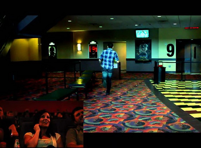 Мэтт Стил бежит в кинозал делать предложение своей любимой Мэтт Стил бежит в кинозал делать предложение своей любимой