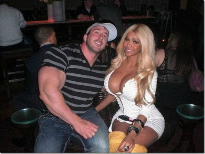 Семейная пара с большими достоинствами. Семейная пара с большими достоинствами.