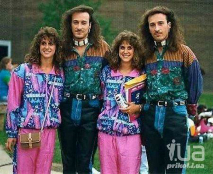 Два плюс два равно четыре. Два плюс два равно четыре.