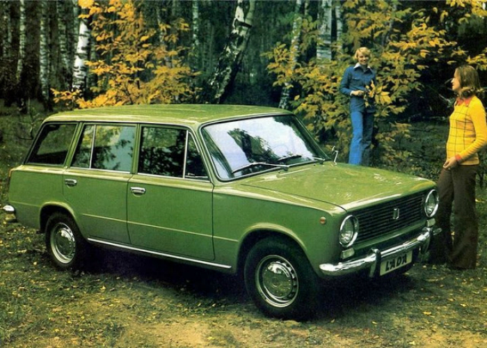 Советский заднеприводный универсал под названием ВАЗ-2102 «Жигули», который серийно изготавливался на Волжском автомобильном заводе в период с 1971-го по 1985 год.