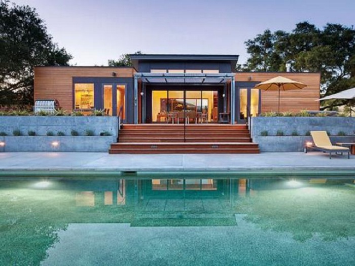 Проект современного частного модульного домов от американской компании Blu Homes.