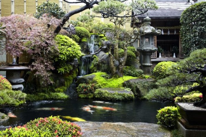 Классический японский сад, который символизирует совершенную гармонию с природой. 