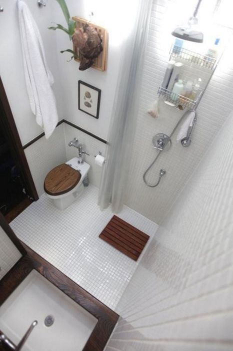 Тщательная планировка и ответственный подход к выбору сантехники – ключ к созданию комфортной обстановки даже в самой маленькой ванной комнате.  