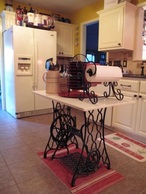 Изготовив кухонный стол из старого ножного привода своими руками, можно существенно сэкономить.