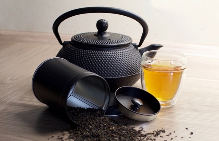Чай с бергамотом поддержит необходимый уровень гидратации.