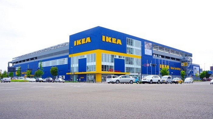 Самый большой магазин IKEA.