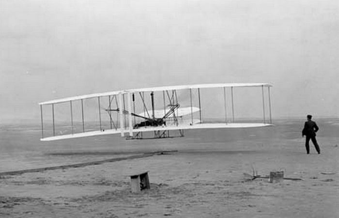 Изменил мир: самолет братьев Райт 1903 года.
