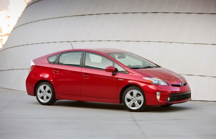 Toyota Prius – первый в мире серийный гибридный автомобиль.